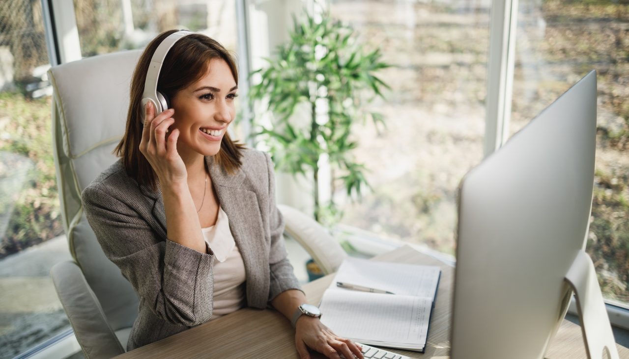 Connecting With The Business World Anywhere, Anytime Connecting With The Business World Anywhere, Anytime